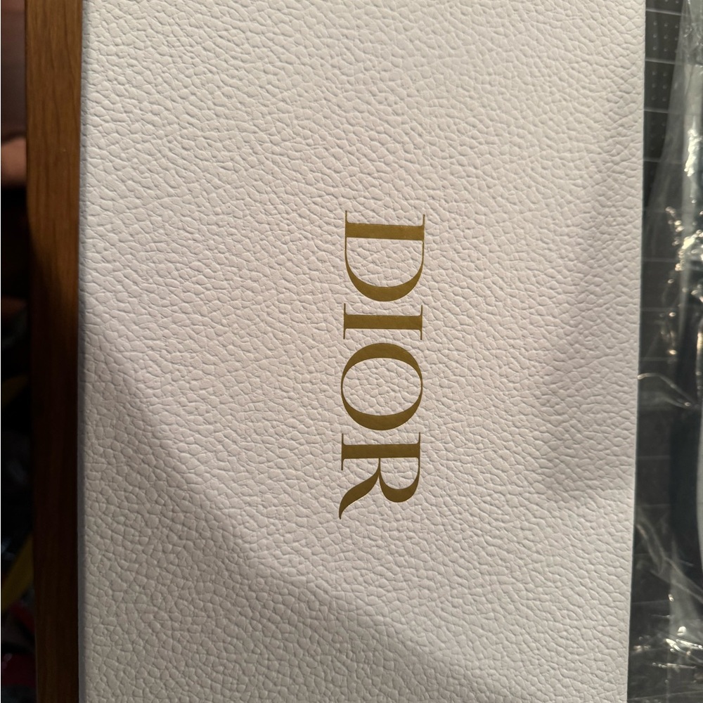 Dior AROUND THE WORLD TOTE Gift Set-Limited Edition - Picture 4 of 6